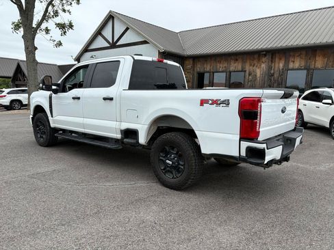 Used 2024 Ford F250 XL w/ STX Appearance Package AWD/4WD image 2