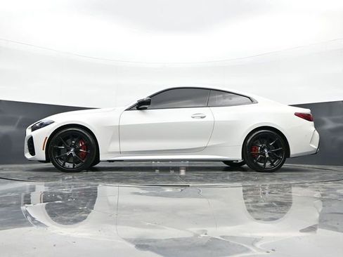 Used 2025 BMW 440i xDrive Coupe w/ Premium Package AWD/4WD image 38