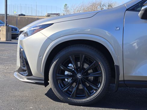 New 2026 Lexus NX 450h+ F Sport image 5