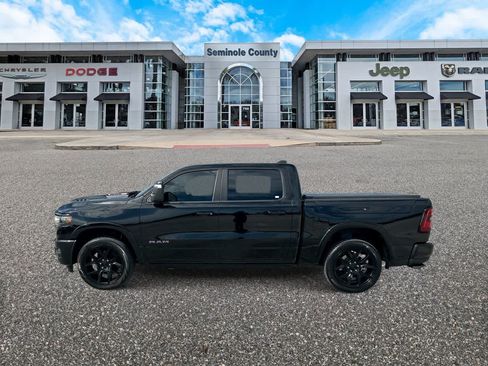 Used 2025 RAM 1500 Laramie w/ Night Edition AWD/4WD image 5