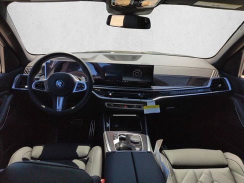 New 2026 BMW X5 xDrive50e w/ M Sport Package AWD/4WD image 14