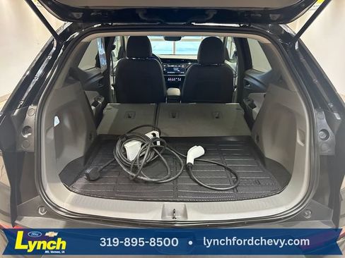 Used 2023 Chevrolet Bolt EUV Premier FWD image 20