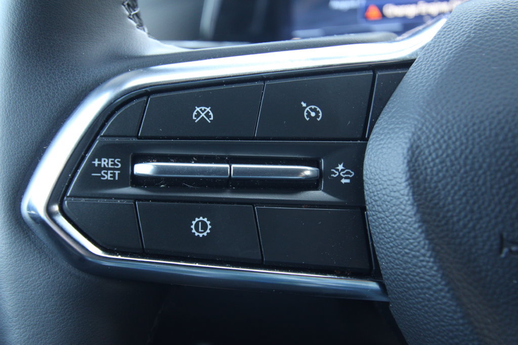 Used 2026 Chevrolet Equinox LT AWD/4WD image 19