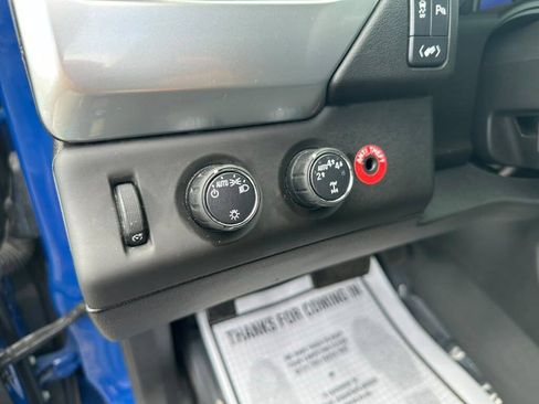 Used 2017 Chevrolet Tahoe 4WD w/ Remote Keyless Entry Package image 19