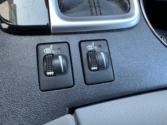 Used 2018 Toyota Highlander XLE w/ Carpet Mat Package (TMS) FWD image 31