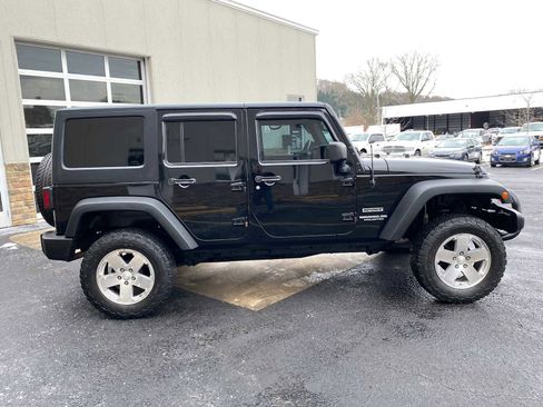 Used 2015 Jeep Wrangler Unlimited Sport w/ Quick Order Package 23S image 14