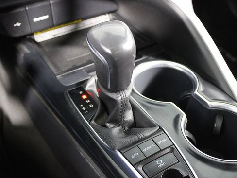 Used 2020 Toyota Camry XSE w/ Carpet Mat Package FWD image 18