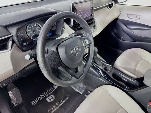 Used 2021 Toyota Corolla LE image 8