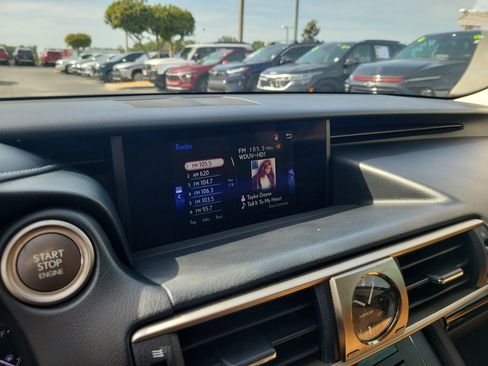 Used 2018 Lexus IS 300 w/ Premium Package RWD image 25