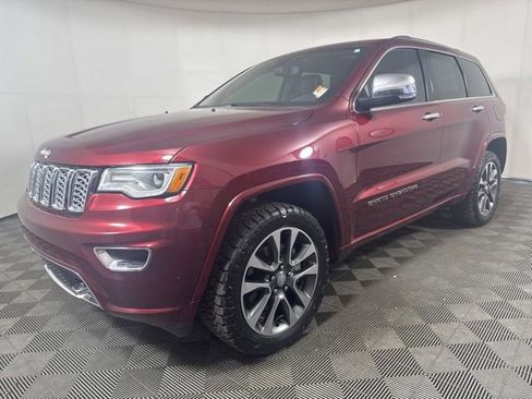 Used 2018 Jeep Grand Cherokee Overland AWD/4WD image 8