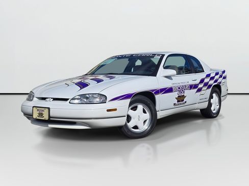 Used 1995 Chevrolet Monte Carlo Z34 FWD image 1