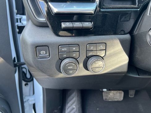 New 2026 Chevrolet Silverado 1500 LTZ w/ Technology Package AWD/4WD image 11