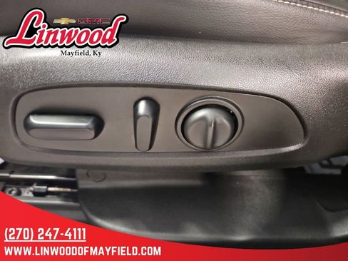 Used 2023 GMC Acadia SLT FWD image 21