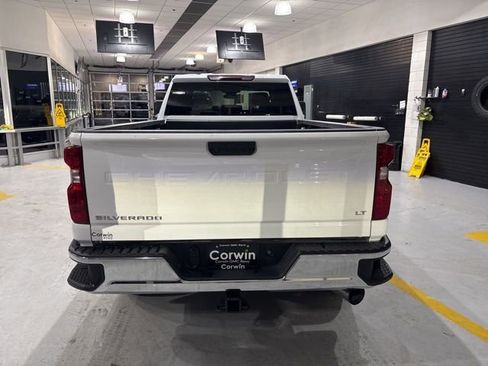 Used 2025 Chevrolet Silverado 2500 LT w/ Convenience Package image 8
