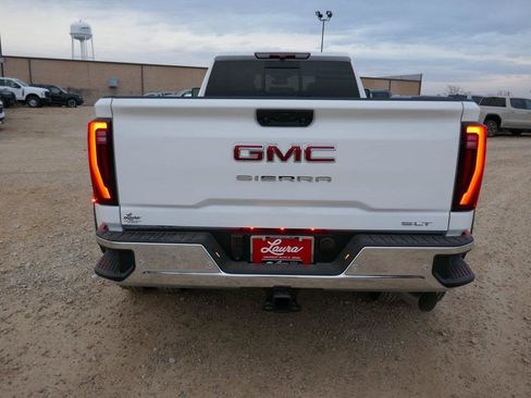 New 2026 GMC Sierra 3500 SLT w/ SLT Premium Package image 5