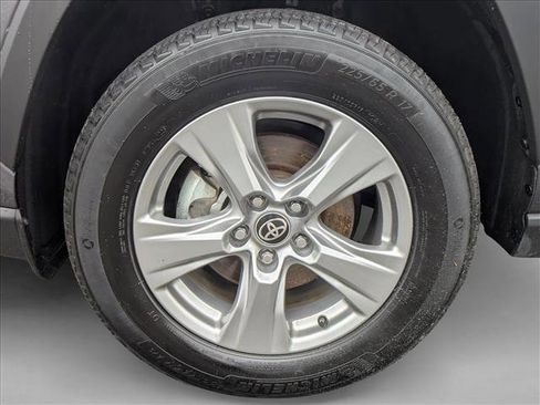 Used 2025 Toyota RAV4 LE image 23