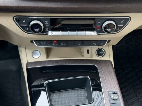 Used 2023 Audi Q5 2.0T Premium Plus w/ Premium Plus Package image 18