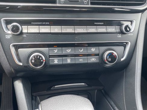 Used 2020 Kia Optima S w/ S Panoramic Sunroof Package FWD image 30