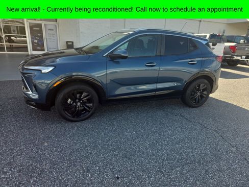 Used 2024 Buick Encore GX Sport Touring w/ Comfort Package FWD image 2