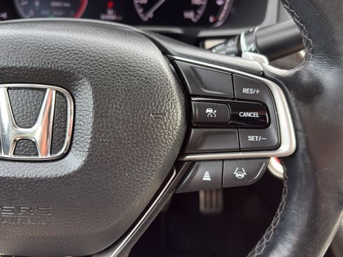Used 2022 Honda Accord Sport Special Edition image 10