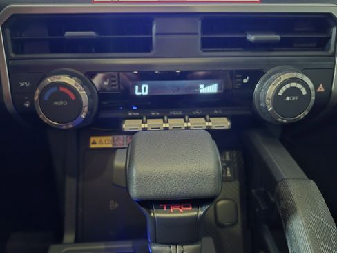 New 2026 Toyota 4Runner 4WD image 26