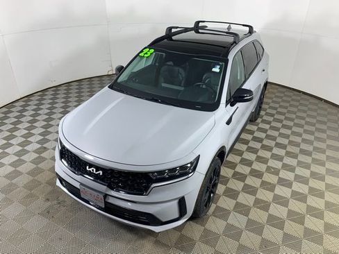 Used 2023 Kia Sorento SX image 15
