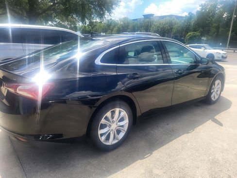 Used 2020 Chevrolet Malibu LT FWD image 19