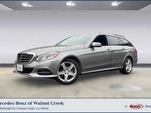 Used 2014 Mercedes-Benz E 350 4MATIC Wagon image 1