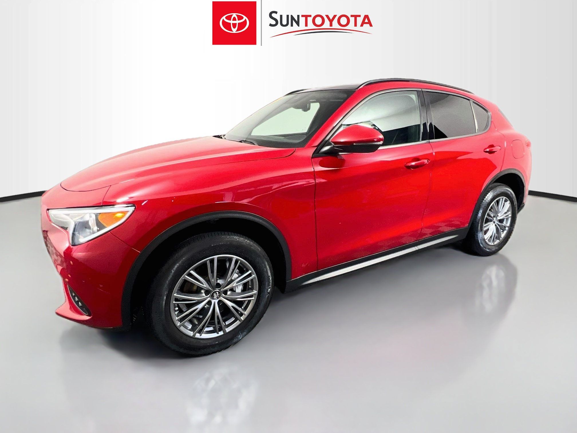 Used 2023 Alfa Romeo Stelvio Sprint RWD image 9