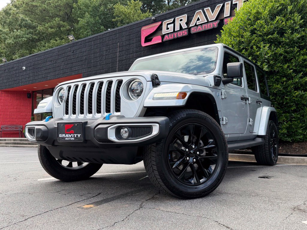 Used 2023 Jeep Wrangler Unlimited Sahara w/ Cold Weather Group AWD/4WD image 2