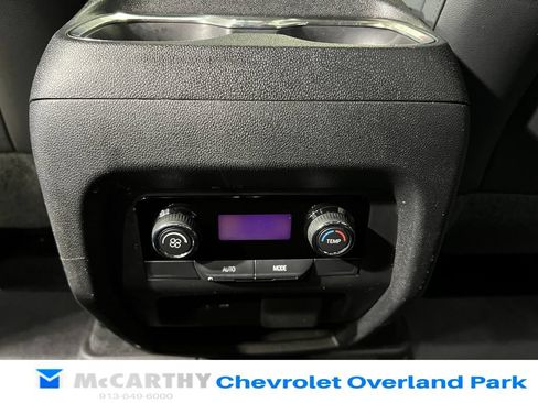 Used 2024 Chevrolet Traverse Z71 w/ Enhanced Driving Package AWD/4WD image 28