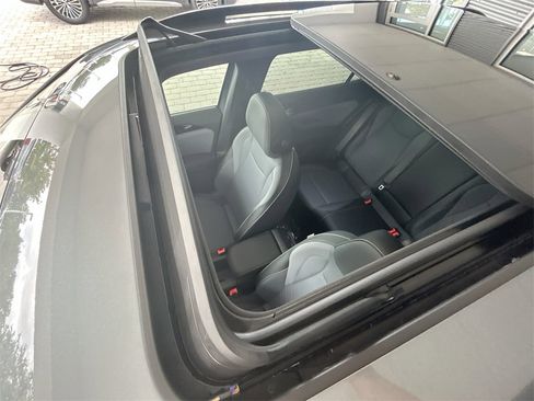 New 2026 Volkswagen Tiguan SE R-Line image 44