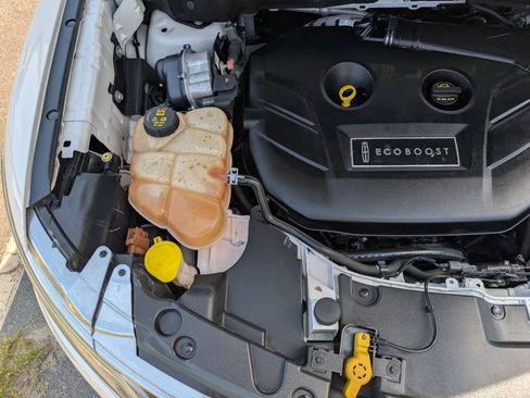 Used 2015 Lincoln MKC FWD image 21