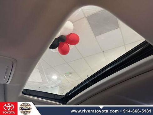 Used 2024 Acura Integra FWD image 25