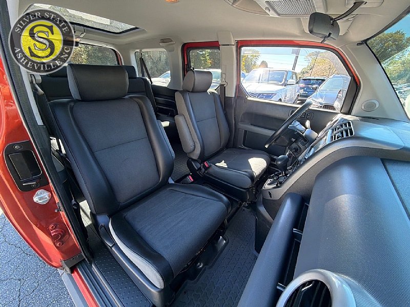 Used 2004 Honda Element EX image 17