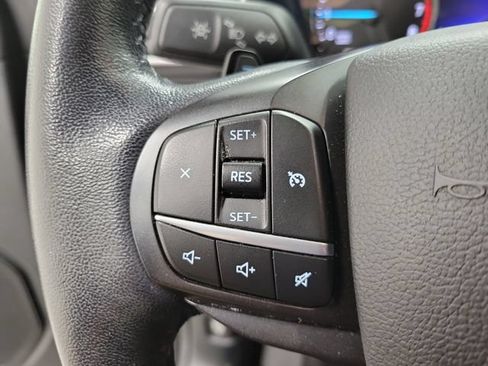 Used 2020 Ford Explorer XLT w/ Equipment Group 202A AWD/4WD image 26