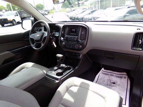 Used 2017 Chevrolet Colorado W/T w/ WT Convenience Package AWD/4WD image 21