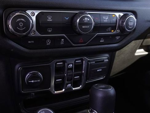 New 2026 Jeep Gladiator Sport AWD/4WD image 22