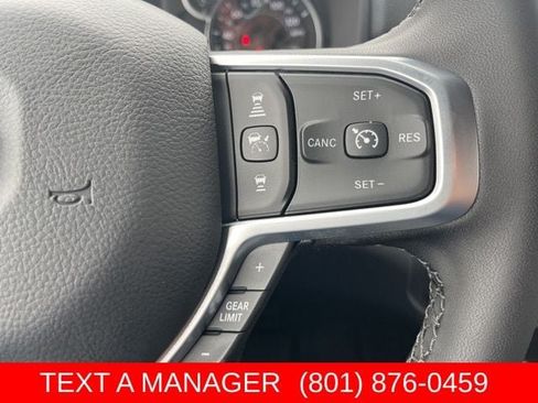 New 2026 RAM 3500 Big Horn AWD/4WD image 32