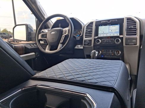 Used 2016 Ford F150 Lariat w/ Equipment Group 502A Luxury AWD/4WD image 15