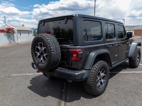 Used 2020 Jeep Wrangler Unlimited Rubicon image 3