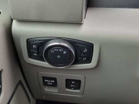 Used 2020 Ford F150 Lariat AWD/4WD image 12