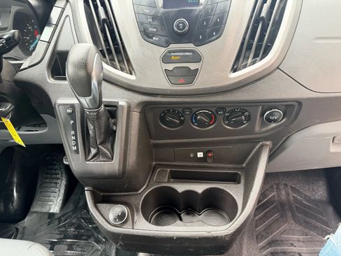 Used 2018 Ford Transit 250 138 RWD image 15