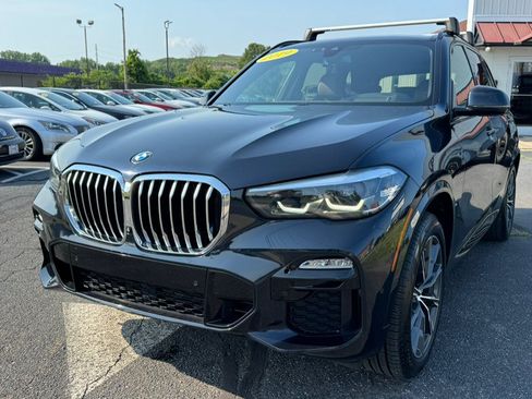 Used 2019 BMW X5 xDrive40i w/ M Sport Package AWD/4WD image 1