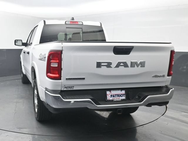 Used 2025 RAM 1500 Big Horn AWD/4WD image 4