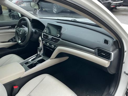 Used 2020 Honda Accord LX image 6