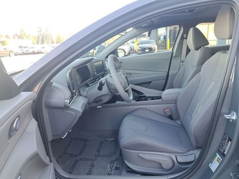 New 2026 Hyundai Elantra SEL Sport Premium FWD image 11