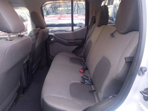 Used 2012 Nissan Xterra S image 6