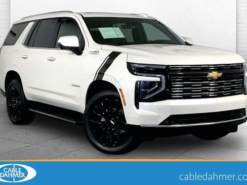 Used 2025 Chevrolet Tahoe High Country w/ Sun And Tow Package AWD/4WD image 1