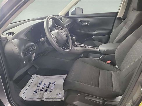 Used 2025 Honda HR-V LX image 12